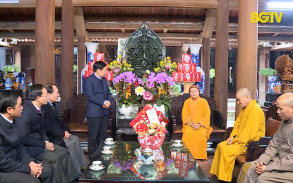 Bí thư Tỉnh ủy thăm, chúc Tết chức sắc tôn giáo Trung ương Giáo hội Phật giáo Việt Nam 