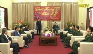 Bí thư tỉnh ủy thăm, chúc Tết quân khu 1, quân đoàn 2 và giáo xứ Bắc Giang, giáo hội Phật giáo tỉnh