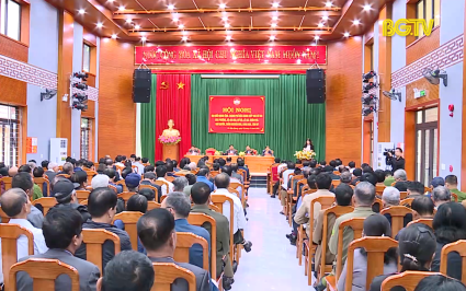 Bí thư Tỉnh ủy tiếp xúc với cử tri thành phố Bắc Giang