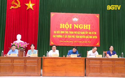 Bí thư Tỉnh uỷ Dương Văn Thái tiếp xúc cử tri TP. Bắc Giang