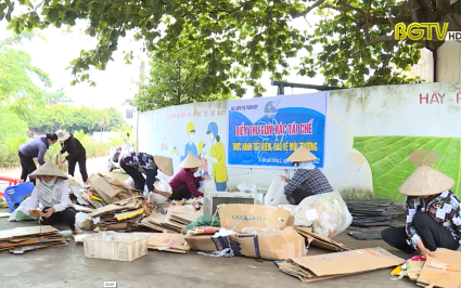 Biến rác thải thành tiền hỗ trợ sinh kế cho phụ nữ nghèo