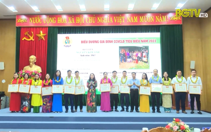 Biểu dương 86 gia đình công chức, viên chức, lao động tiêu biểu ngành y tế