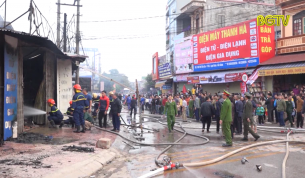 Cháy lớn tại một số cửa hàng kinh doanh tại thị trấn Vôi, Lạng Giang
