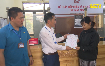 Chính quyền thân thiện: Giảm khoảng cách giữa người dân và chính quyền