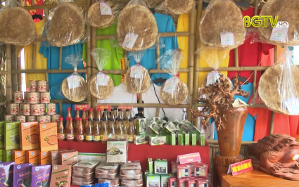 Chợ quê - Không gian văn hoá độc đáo tại lễ hội Xương Giang