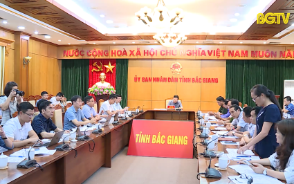 Dồn tổng lực ứng phó khắc phục nước lũ dâng cao
