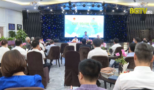 Chủ tịch UBND tỉnh dự chương trình Cafe doanh nhân