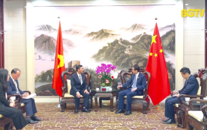 Chủ tịch UBND tỉnh thăm, chúc Tết Đại sứ quán Trung Quốc tại Việt Nam