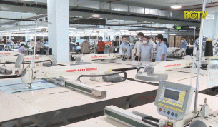 Chuyên đề: Đổi mới lãnh đạo, nâng cao tính tiên phong của chính quyền