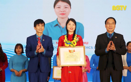 Cô giáo vùng cao có nhiều sáng kiến trong dạy và học 