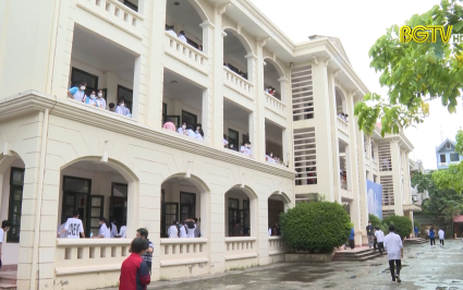 Công bố điểm trúng tuyển vào lớp 10 trường THPT Chuyên Bắc Giang