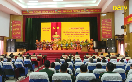 Công bố quyết định sáp nhập, thành lập một số Ban CHQS
