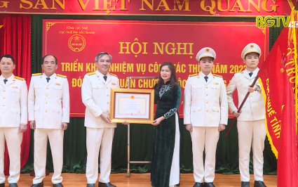 Cục Thuế Bắc Giang đón nhận Huân chương Độc lập hạng Ba 