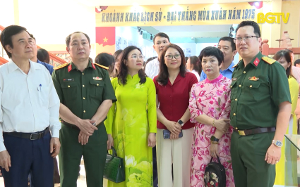 Đại thắng mùa xuân năm 1975 qua những hình ảnh lịch sử 