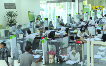 Đảm bảo cung ứng đủ tiền mặt phục vụ người dân dịp Tết Nguyên đán