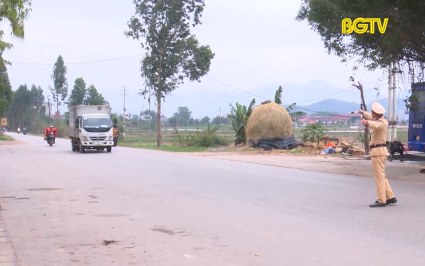 Đảm bảo trật tự giao thông trên Quốc lộ 37 