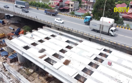 Đền bù hơn 300 triệu đồng cho hộ bị ảnh hưởng khi thi công cầu Như Nguyệt