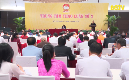 Đoàn đại biểu MTTQ tỉnh Bắc Giang tham gia thảo luận tại tổ 