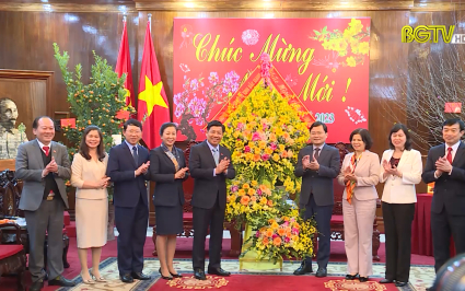 Đoàn Đại biểu tỉnh Bắc Giang thăm, chúc Tết tỉnh Bắc Ninh