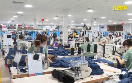 Doanh nghiệp nỗ lực tạo việc làm cho người lao động