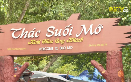 Gần 20.000 du khách đến với khu du lịch Suối Mỡ