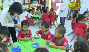 HĐND với cử tri: Vấn đề bếp ăn trong trường học