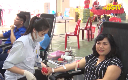 Hiến máu cứu người - Nhân lên nghĩa cử cao đẹp 