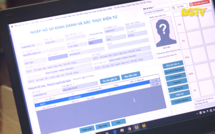 Hiệp Hòa đẩy mạnh cấp tài khoàn định danh điện tử cho người dân