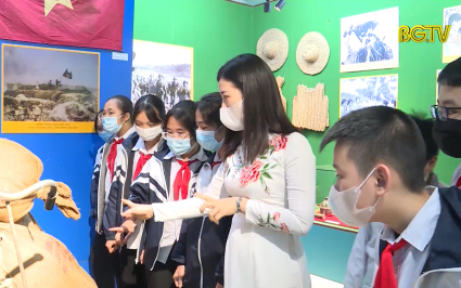 Hoàng Sa, Trường Sa là của Việt Nam - Những bằng chứng lịch sử và pháp lý