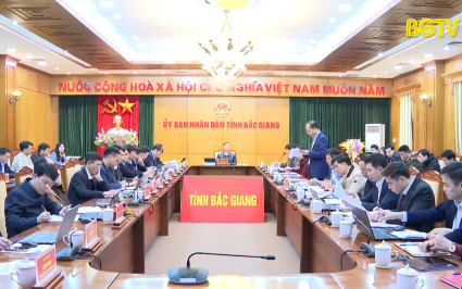 Chủ tịch UBND tỉnh giao ban với Chủ tịch UBND các huyện, thị xã, thành phố 