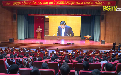 Hội nghị toàn quốc nghiên cứu, học tập, quán triệt Nghị quyết TƯ 6 khoá XIII