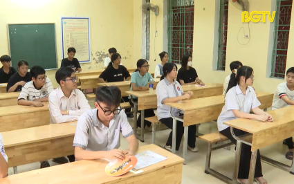 Hơn 24,5 nghìn thí sinh làm thủ tục đăng ký dự thi vào lớp 10 THPT