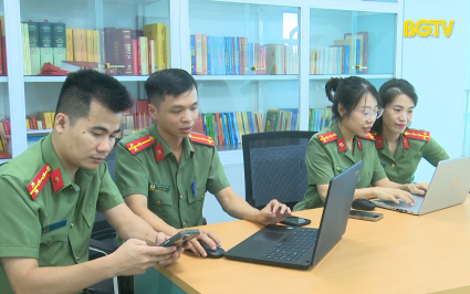 Hơn 24 nghìn bài thi tìm hiểu quy định của pháp luật về luật sư 