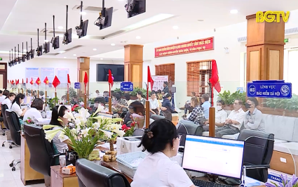 Khắc phục quá tải thủ tục hành chính lĩnh vực đất đai 
