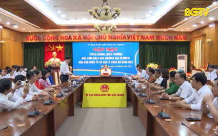 Khen thưởng học sinh đoạt Huy chương Olympic quốc tế và khu vực 