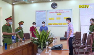 Khởi tố vụ án hình sự "Lợi dụng chức vụ, quyền hạn trong khi thi hành công vụ"