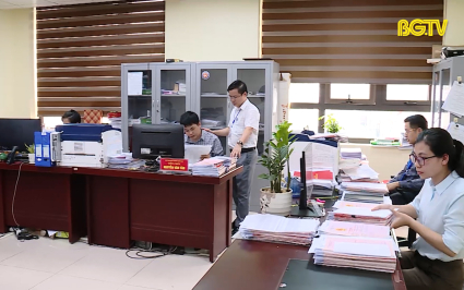 Không bắt buộc làm lại sổ đỏ sau sắp xếp đơn vị hành chính 