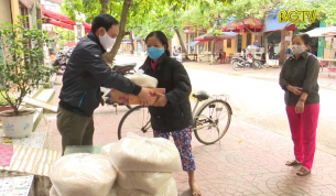 Không bỏ lại người khó khăn trong đại dịch Covid- 19