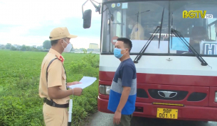 Kiểm soát xe đưa đón công nhân đảm bảo an toàn phòng, chống dịch Covid - 19