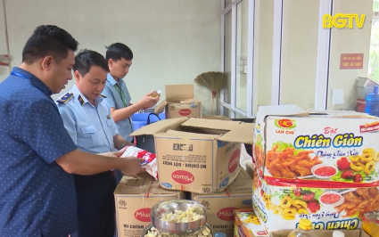 Kiểm tra hơn 2.400 cơ sở sản xuất, kinh doanh thực phẩm 