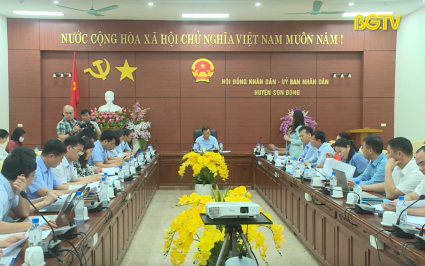 Phó Chủ tịchThường trực UBND tỉnh Mai Sơn làm việc tại huyện Sơn Động