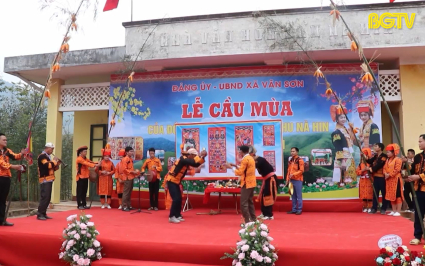Lễ hội cầu mùa của dân tộc Dao xã Vân Sơn, huyện Sơn Động
