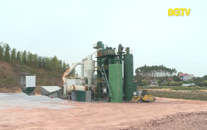 Lục Nam: Người dân lo lắng vì lắp đặt trạm bê tông nhựa
