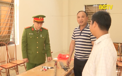Lục Ngạn đẩy mạnh thu hồi vũ khí, vật liệu nổ, pháo nổ 