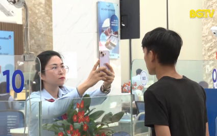 Mở thẻ ngân hàng bắt buộc phải xác thực sinh trắc học