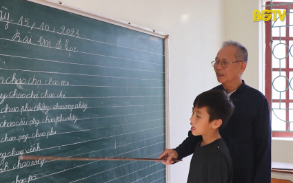 Nâng cao vai trò của người uy tín trong trong phát triển kinh tế xã hội