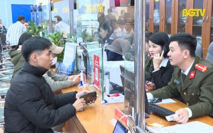 Ngày đầu thực hiện TTHC sau sắp xếp: Đảm bảo thông suốt 