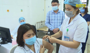 Ngày đầu tiên tiêm vắc xin phòng Covid- 19 tại Bắc Giang