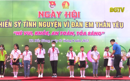 Ngày hội chiến sĩ tình nguyện vì đàn em thân yêu