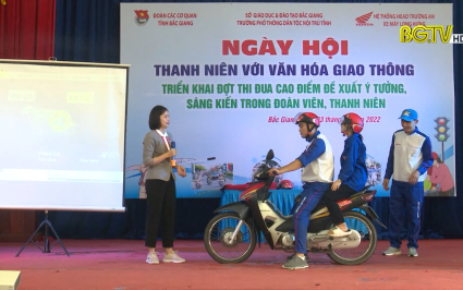 Ngày hội "Thanh niên với văn hóa giao thông"